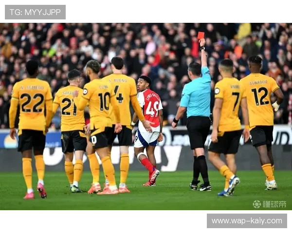 英超VAR争议持续，裁判标准统一成焦点议题