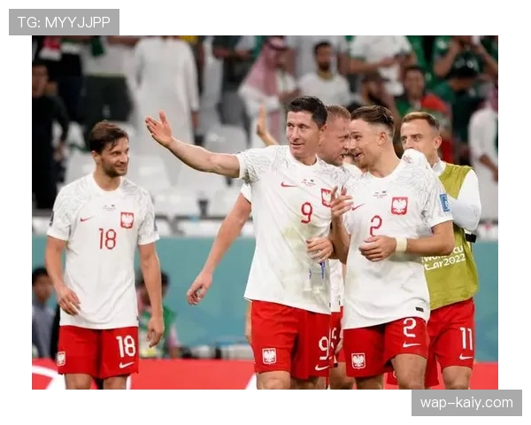 特写:在卡塔尔的足球博物馆,一件件藏品讲述世界杯的百年故事